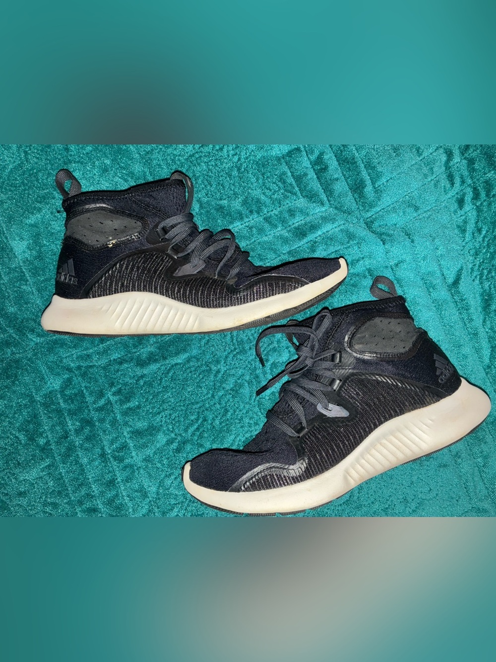 Women’s Edgebounce Mid Adidas Tennis Shoes